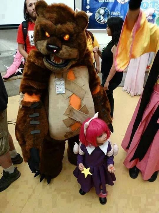 Featured image of post Annie And Tibbers Cosplay