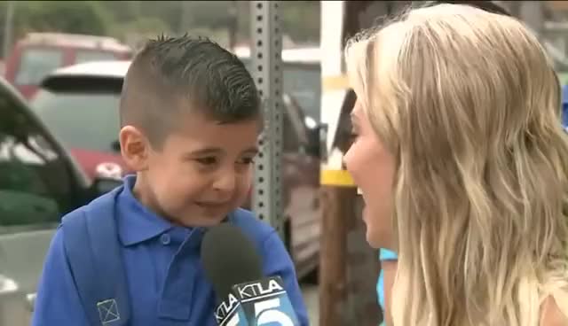 Featured image of post Boy Weeping Gif