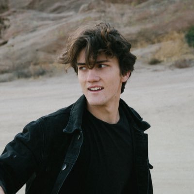 Featured image of post Callder Griffith