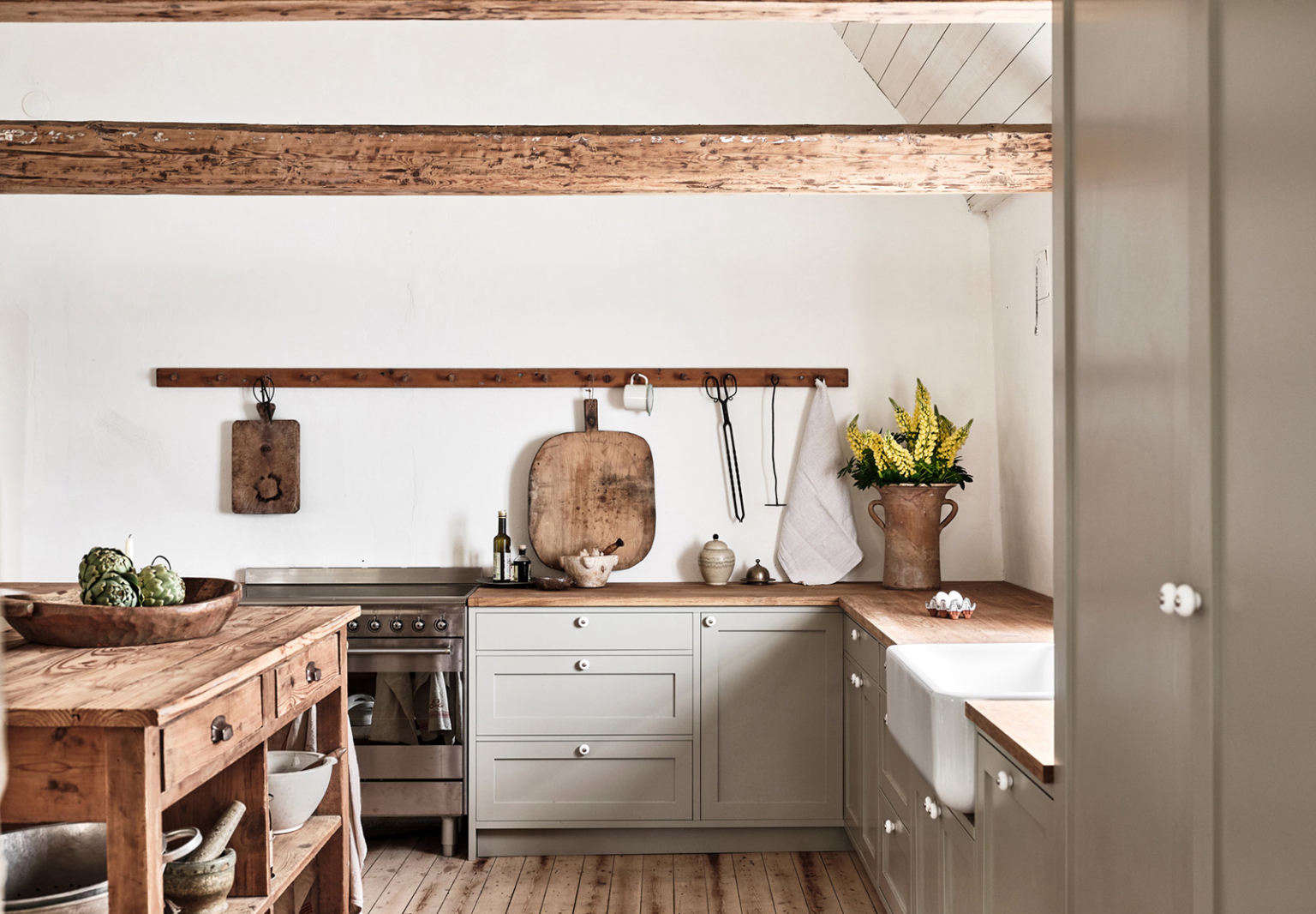 Featured image of post Farmhouse Scandinavian Wood Scandinavian Kitchen Design